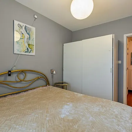 Apartment Calvi 0201 *